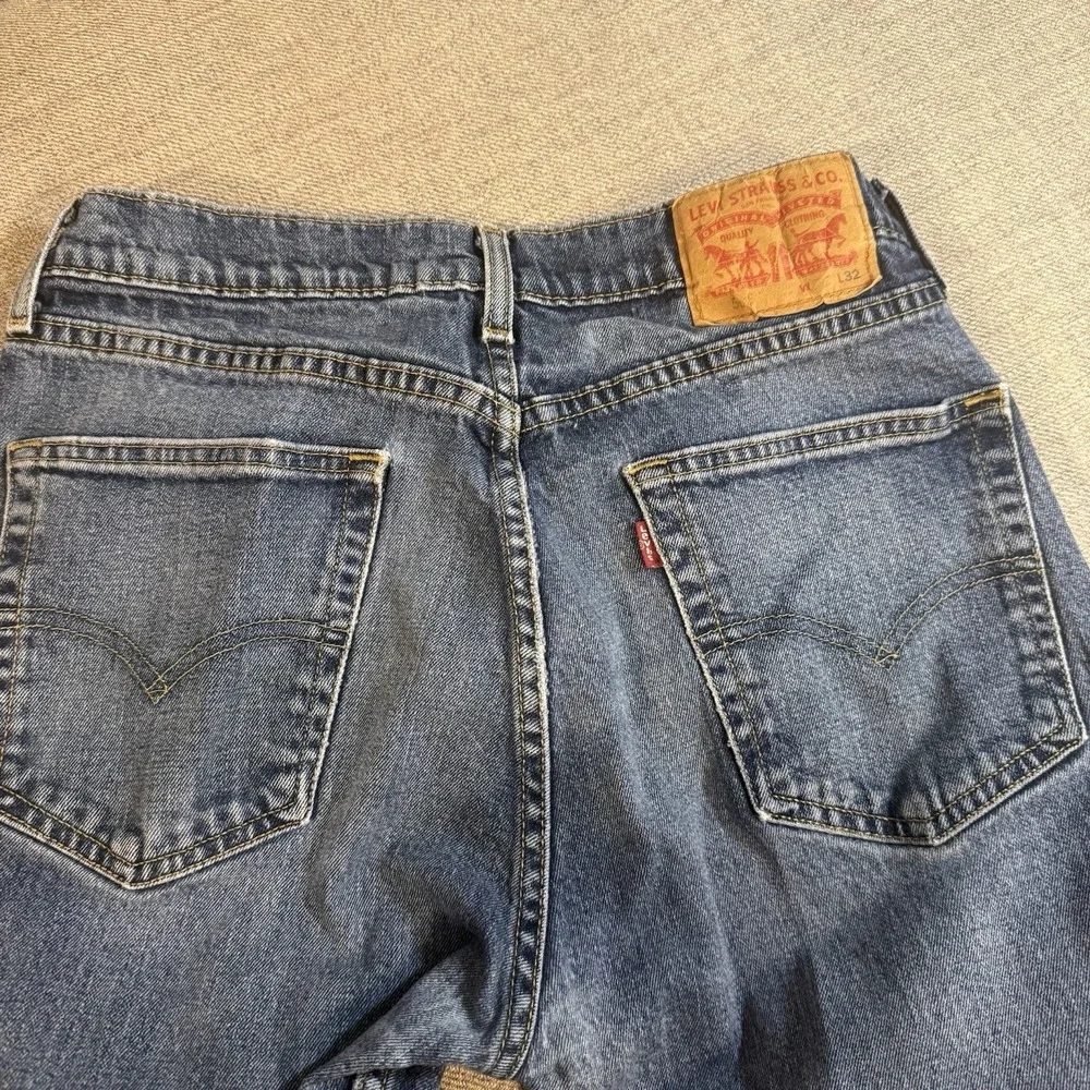 Levi's 505 Men's 32x32 Straight Leg Jeans Medium Wash Classic‎ Fit